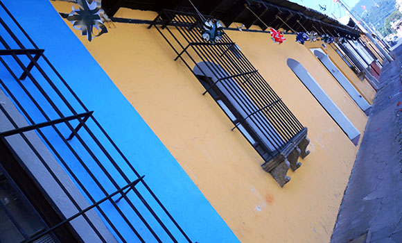 street in antigua guatemala