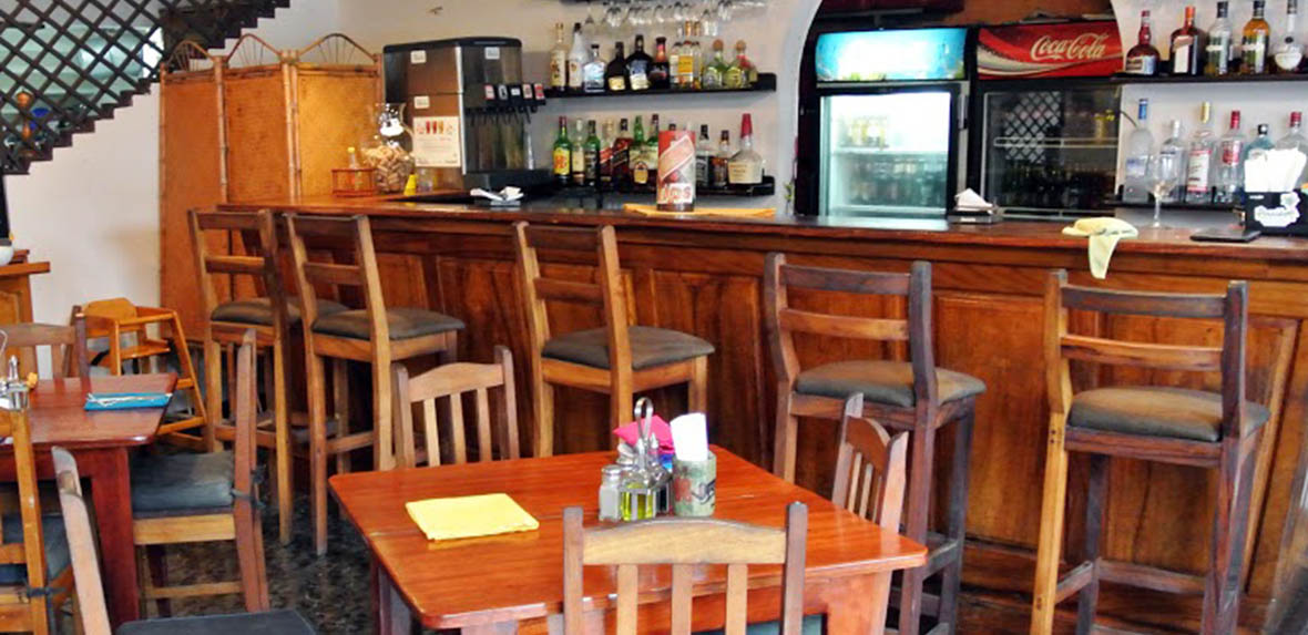 poseidon restaurant in jaco costa rica