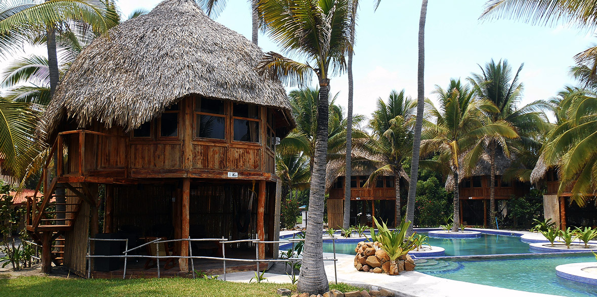tortuga village pool